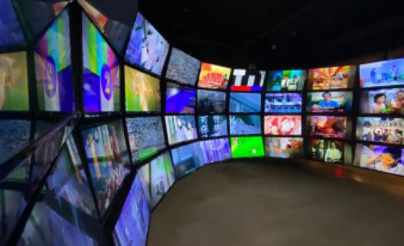 2. 허루 하우스..