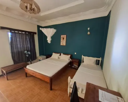 Lotus Hotel Hotels in Antsiranana