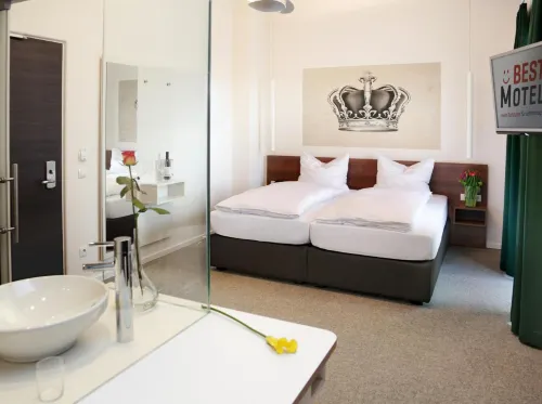 Best Motel Hotels in Loiching