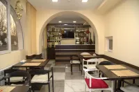 Palma Palace Hotel Hotels in Balahovit
