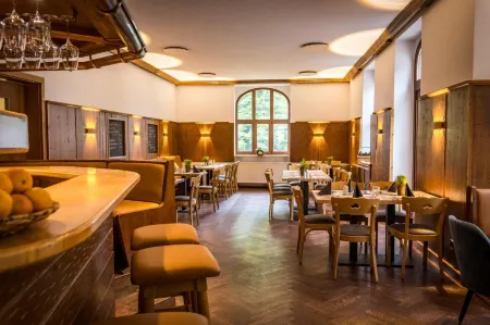 Berghotel Friedrichshöhe - Sauna, Pool & Natur