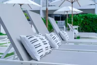 Mullins Grove Hotels in Mullins