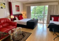 Outrigger Burleigh فنادق في ميامي