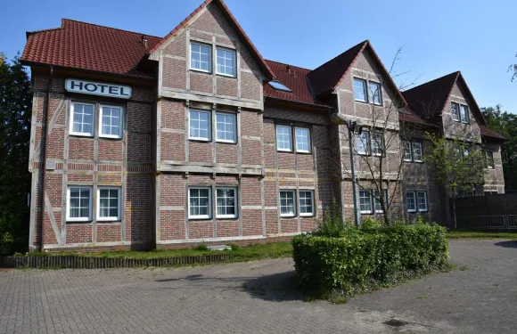 祖姆蓋隼布魯恩酒店