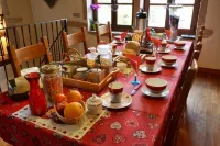 L'Aube du Moulin Hotel a Theize