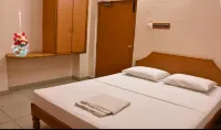Yogi Ram Inn