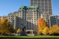 Lord Elgin Hotel