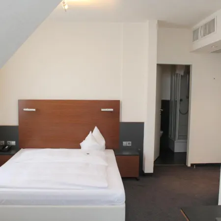 Hotel am Hirschgarten Отели рядом с Аэропорт Штутгарт