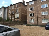 Alison Court Hotels in Clifton