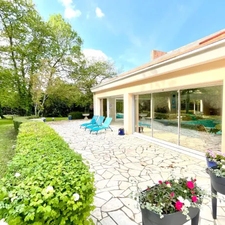 Les Jardins de la Muse, Piscine Couverte, Spa et Fitness
