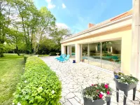 Les Jardins de la Muse, Piscine Couverte, Spa et Fitness Hotels in Basse-Goulaine