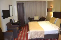 The J Hotel & Spa