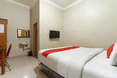 RedDoorz at Joyce Guest House Medan Hotel dekat Kedai James