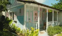 The Shacks at Sandy Bay Hotels near Devil's Tear