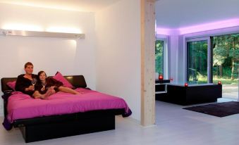 Nooz - Something Different? - Housity