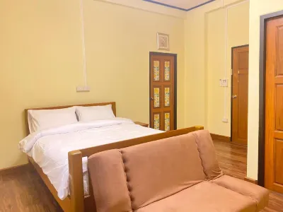 Dream House Lodge Hotel in zona Ban Furniture