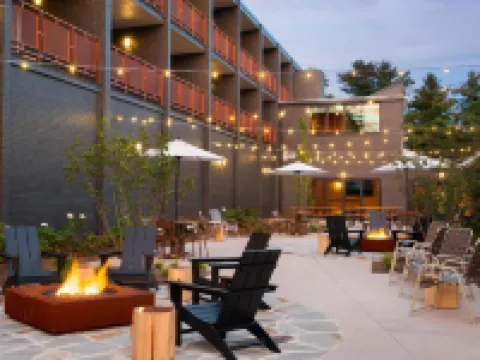 ローズ モーター ロッジ ブーンのホテル