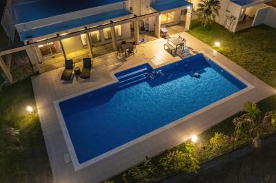 屋外プール LEO癒RESORT砂山の写真