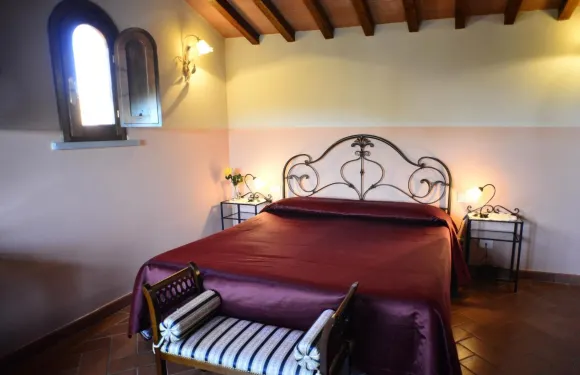 伊索拉威德農場