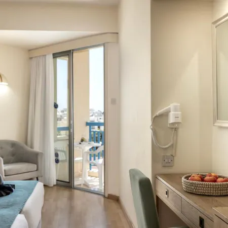 Kissos Hotel โรงแรมในปาฟอส