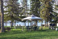 Edgewater Motel and Campground Hotels in Haileybury