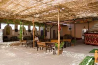 Jipek Joli Inn Hotels near Qara uy yurta