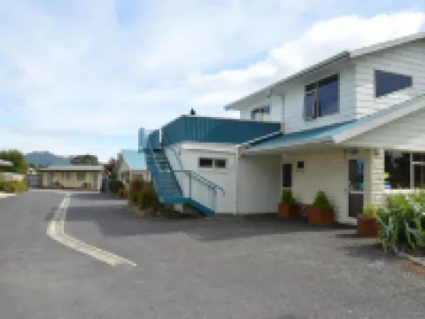 Esplanade Motels Hotels in Gore