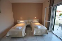 Ammos فنادق في Roda