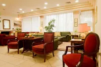 Green Hill Hotel