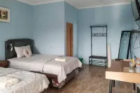 Kampung Abdi Resort Syariah Mitra RedDoorz Hotel dekat Alfamart