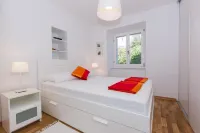 Apartment Nera Отели в г. Комолац