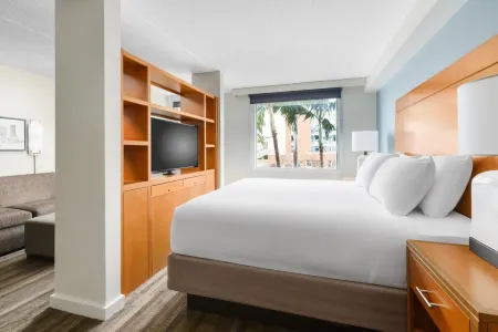 Hyatt House Fort Lauderdale Airport/Cruise Port