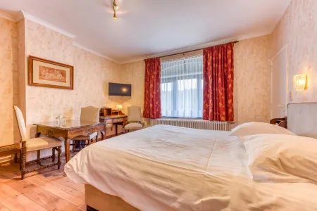 Hôtel le Cor de Chasse Отели в г. Smuid