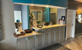 River Hills Hotel- Mankato