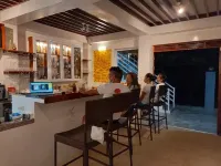 Maykenn Beach - Quầy bar