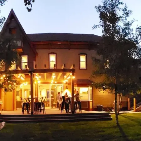Clear Creek Inn