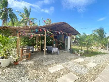 Coconut Inn Moalboal