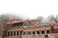 شكي بالاس هوتل Hotels near Yuxarı Karvansaray