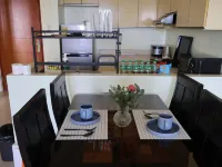 Simple&Convience 1BR in BGC near hight street SM aura