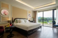 Venusgiti Hot Spring Resort & Spa Hotels in Sao Bay