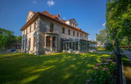 霍茹夫卡託維茲戈佐維斯基酒店