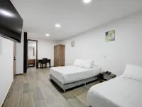 Xliving Host and Rooms Hotels near Chapinero
