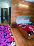 Hotel Holiday Plaza Dalhousie - Near Ghandhi Chowk Mall Road