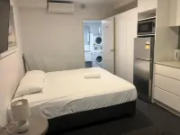 Bondi Beach Studio King Suite + Balcony