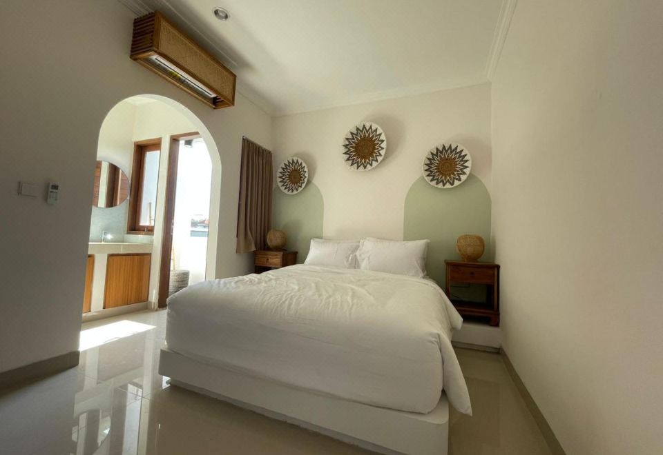 Lovissa Guest House - GWK Uluwatu Images