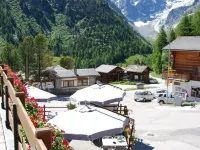 Hotel du Pigne Hotels in Evolene
