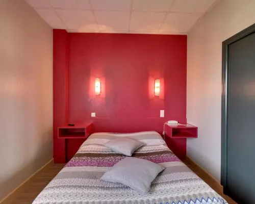 Logis Auberge des Vieux Chenes Hotels in Malemort