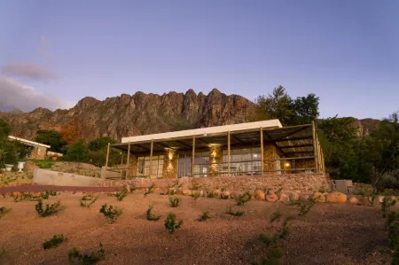 Amberg Country Estate Отели рядом с достопримечательностью «Groot Drakenstein Prison»