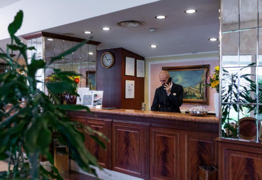 호텔 객실 내부