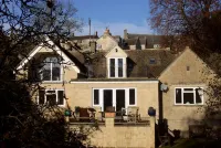 Tibbiwell Lodge Hotels near Cam & Dursley